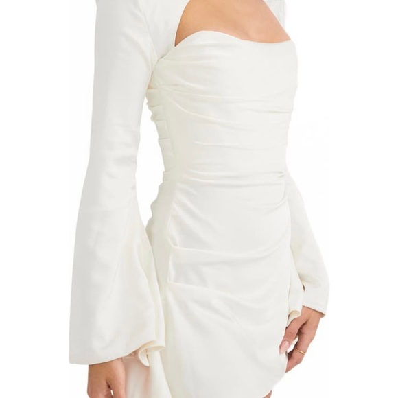 Ivory/White House of cb dress long sleeves satin short dress! Proposal d… - Picture 2 of 3